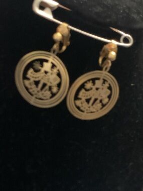 Vintage Gold Tone Filigree Round Drop Earrings - Women Jewelry